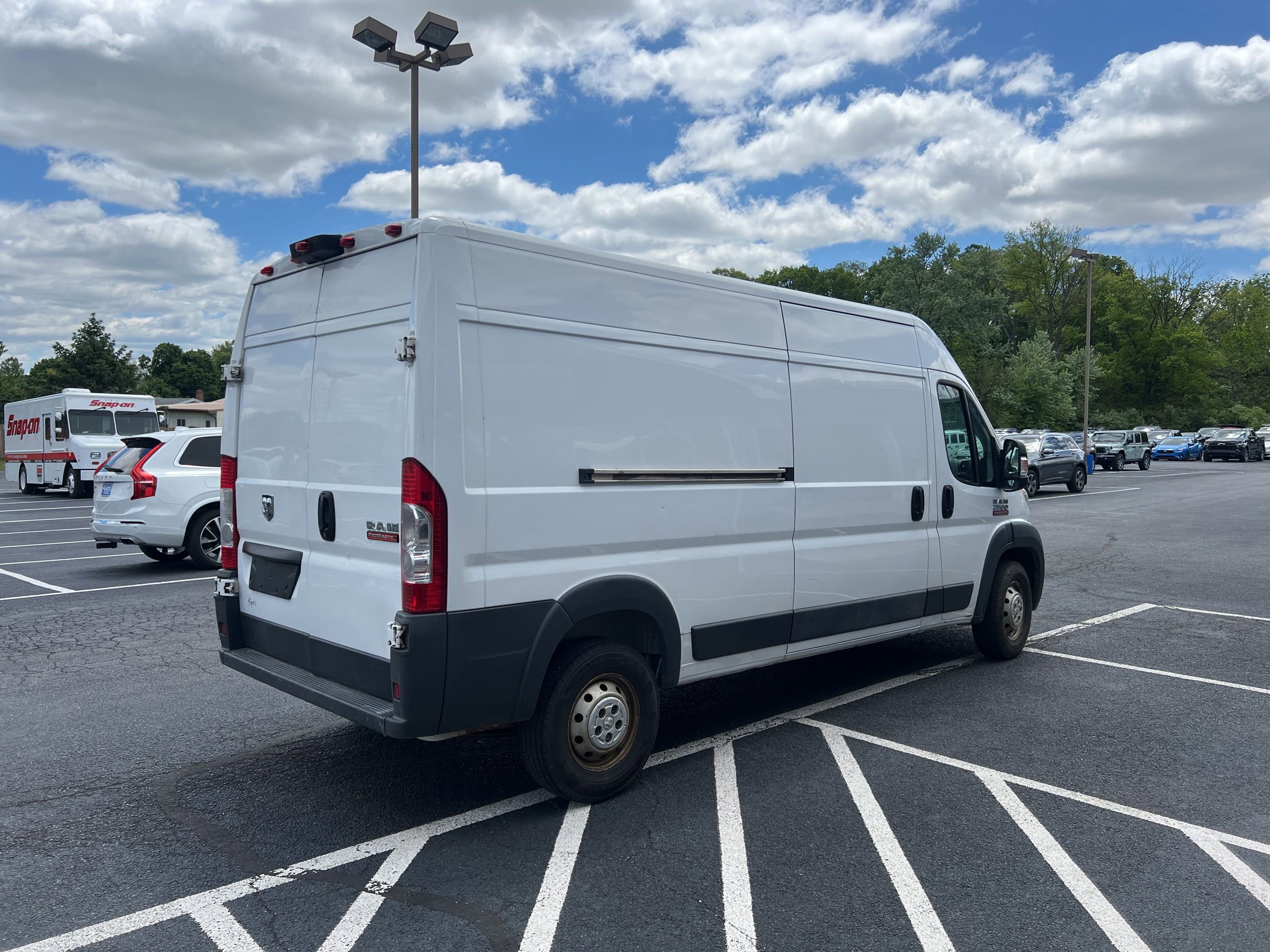 Used 2014 RAM ProMaster 2500 w/ Interior Convenience Group FWD image 5