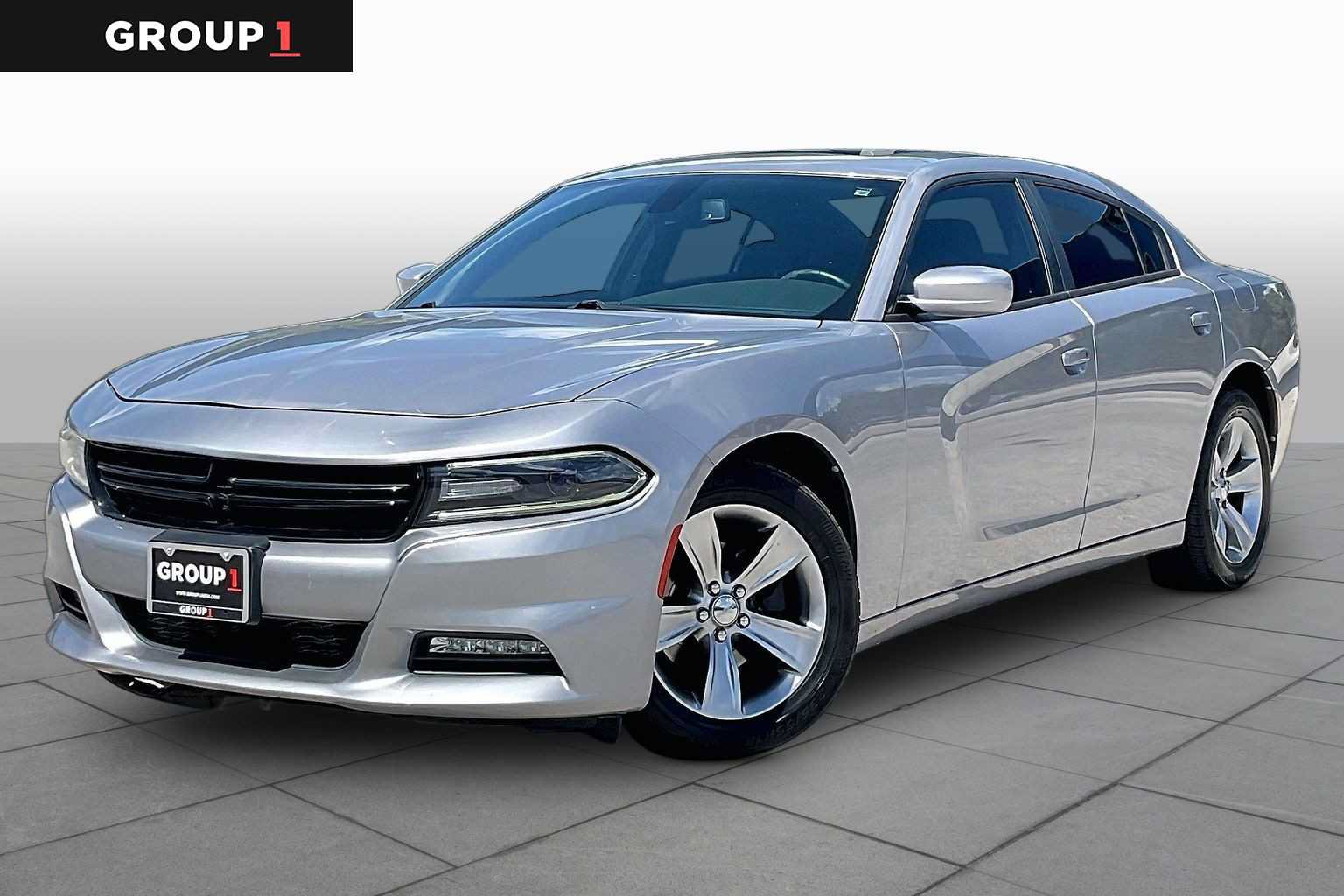 Used 2018 Dodge Charger SXT Plus w/ Beats Audio Group RWD image 1