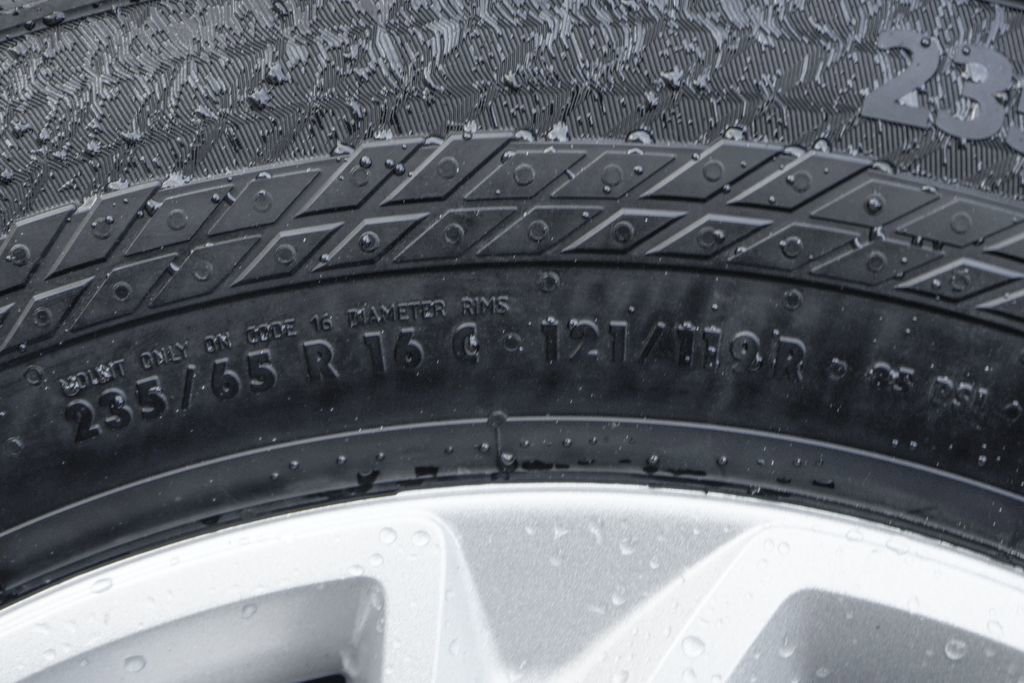 Used 2026 Ford Transit 350 XLT image 39