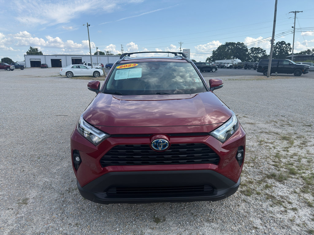 Used 2023 Toyota RAV4 XLE Premium AWD/4WD image 8