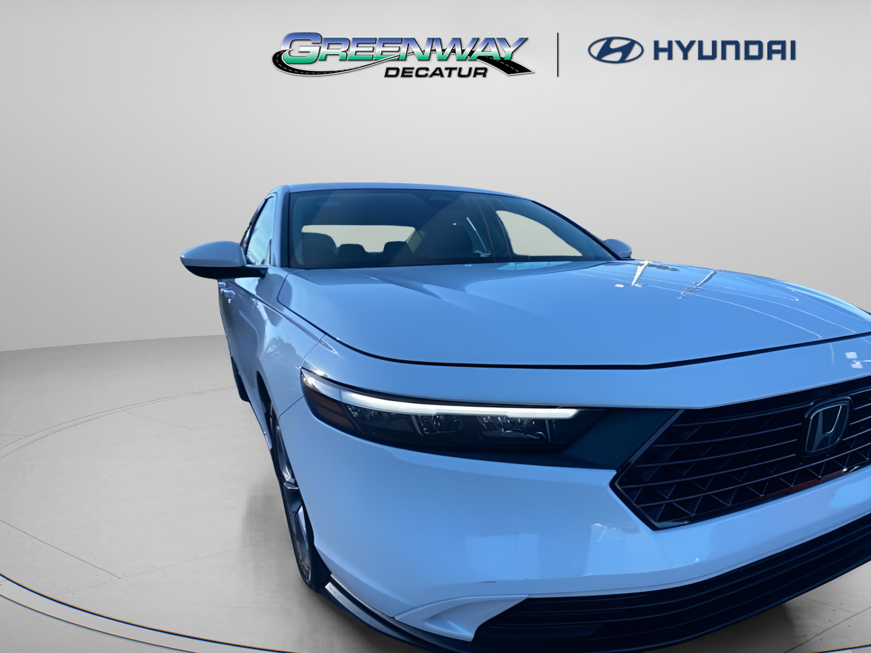 Used 2024 Honda Accord EX image 2