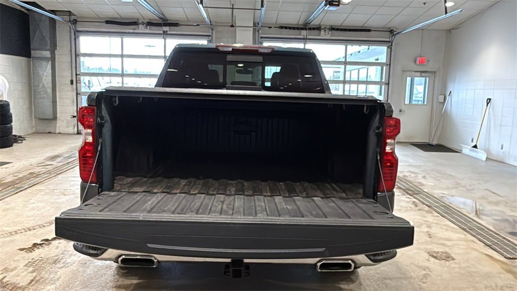 Used 2020 Chevrolet Silverado 1500 LT w/ All-Star Edition image 17