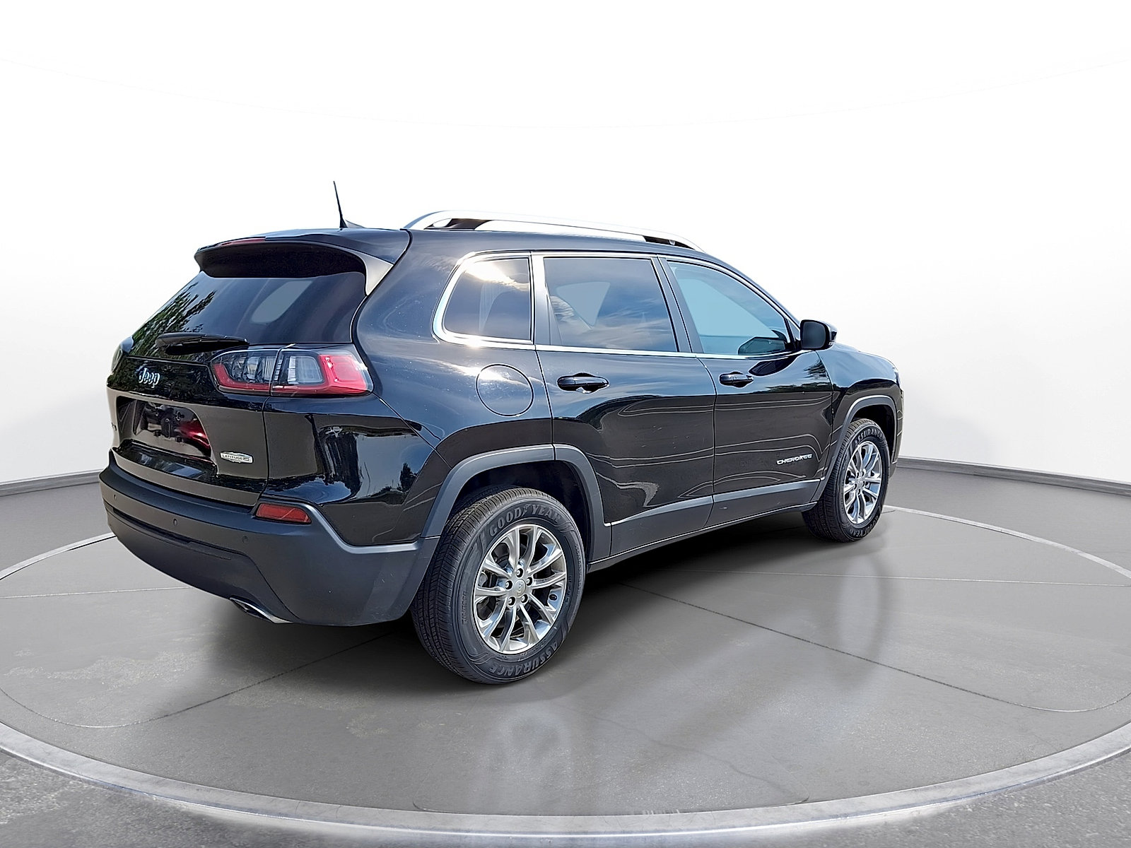 Used 2021 Jeep Cherokee Latitude Lux w/ Comfort/Convenience Group AWD/4WD image 7