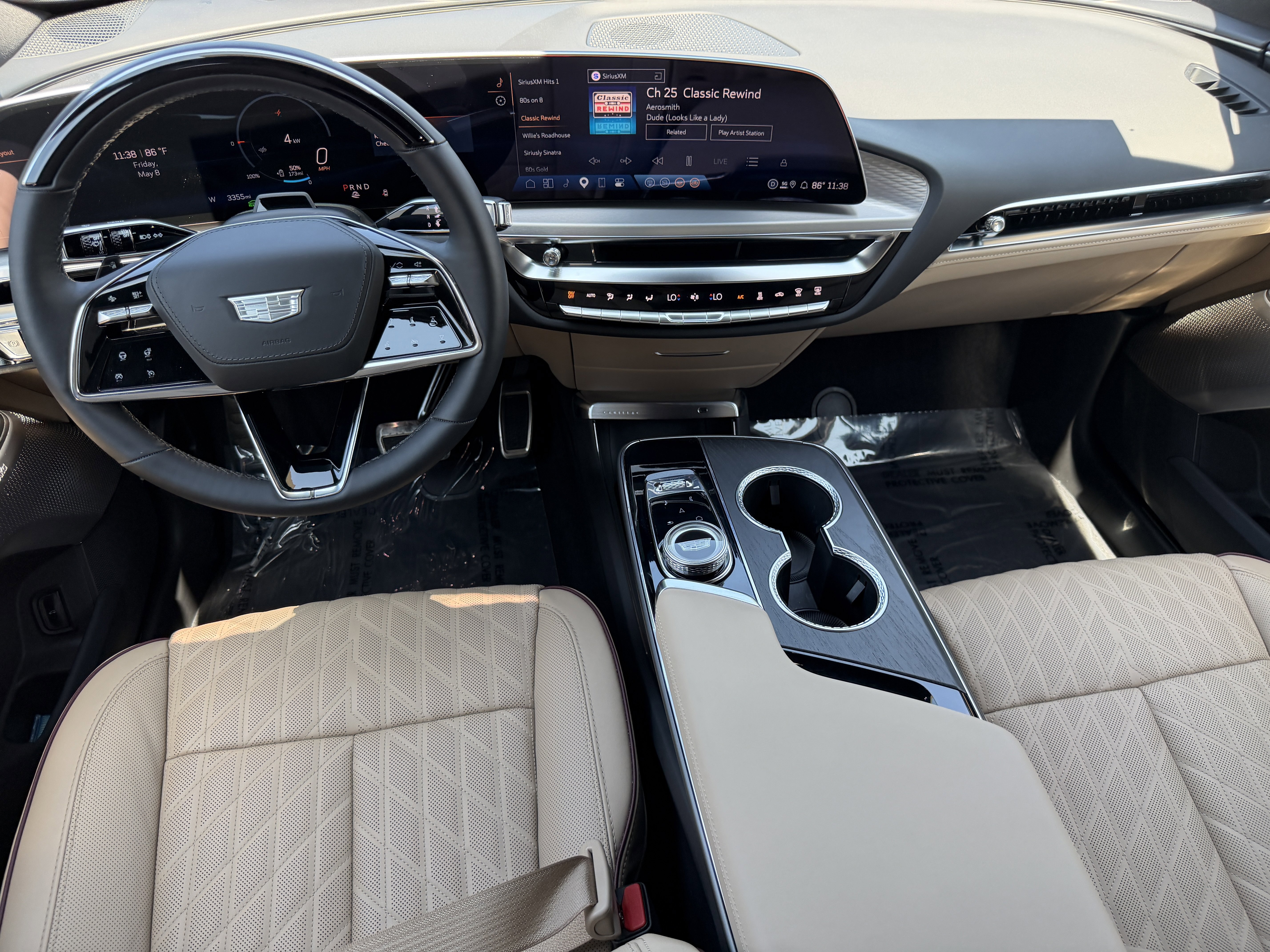 Certified 2025 Cadillac Lyriq Luxury w/ Nappa Leather Package RWD image 13