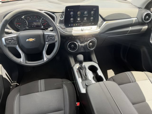 Used 2023 Chevrolet Blazer LT FWD image 15