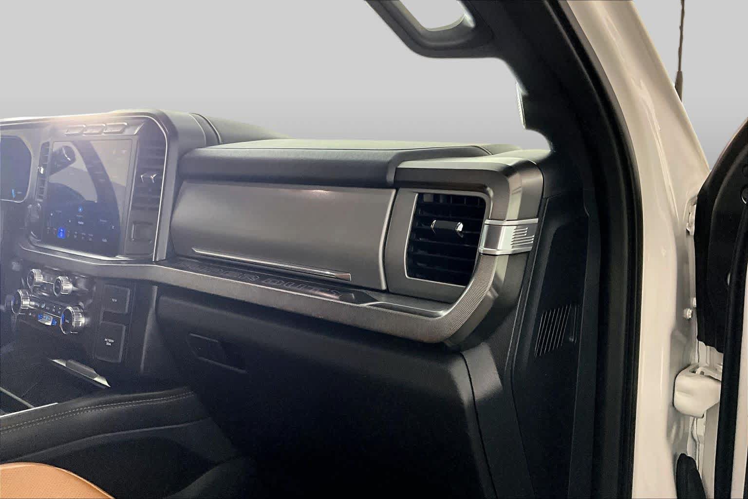 Used 2024 Ford F250 Platinum AWD/4WD image 17