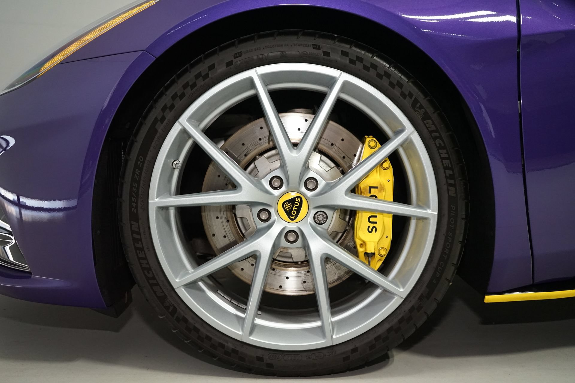 Used 2026 Lotus Emira SE RWD image 27