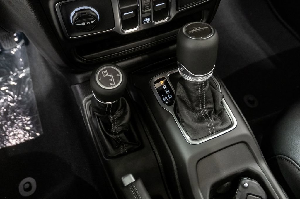 New 2026 Jeep Gladiator Sport image 18