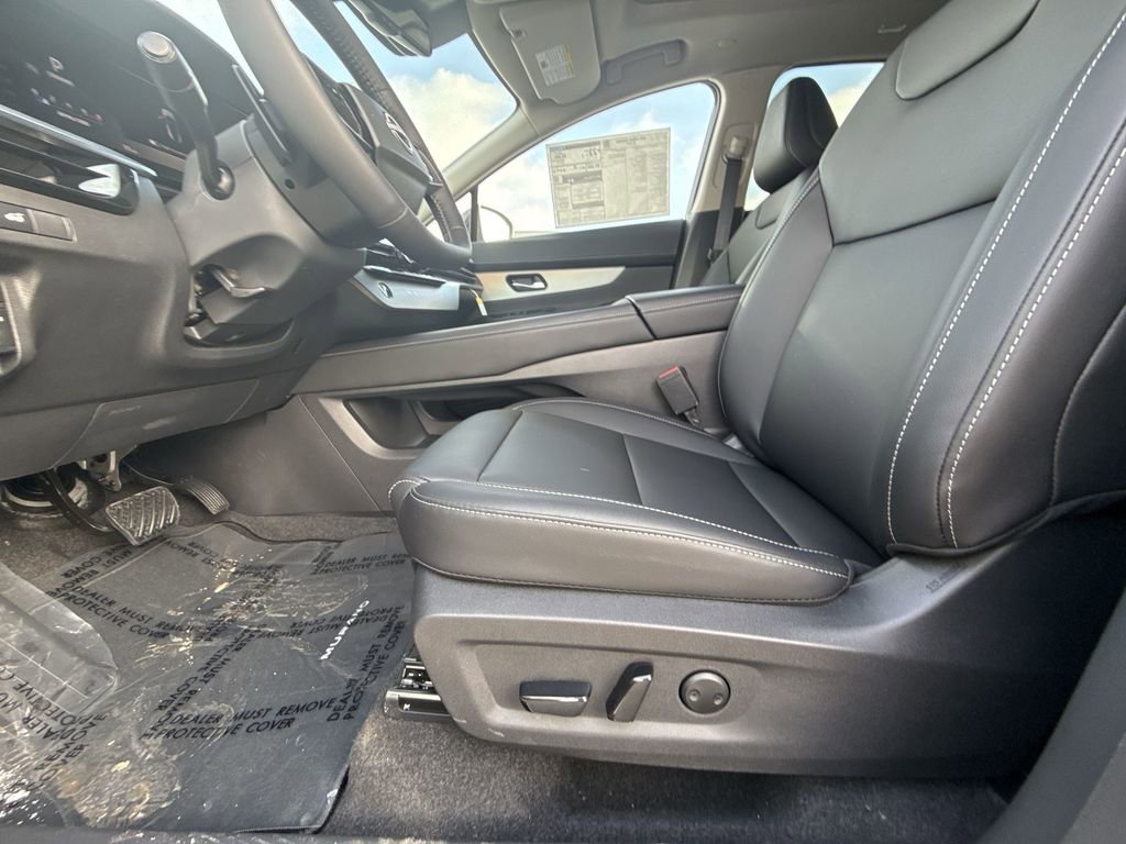 New 2025 Nissan Murano SL image 12