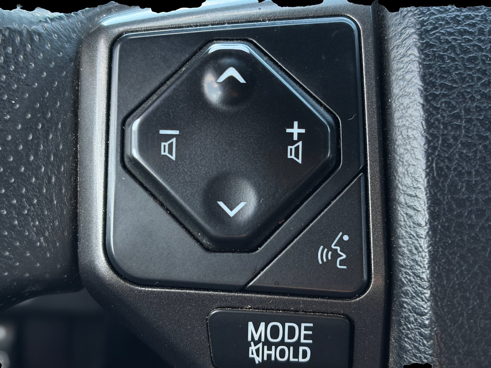 Used 2017 Toyota Tacoma TRD Pro AWD/4WD image 33