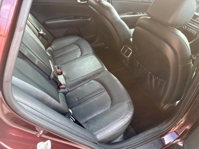 Used 2019 Kia Optima EX w/ EX Premium Package image 12