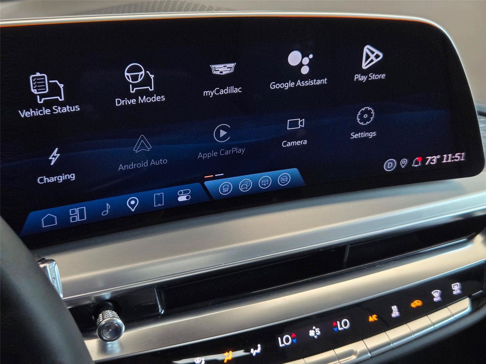 New 2026 Cadillac Lyriq Premium Luxury AWD/4WD image 18