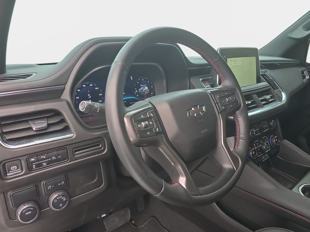 Used 2024 Chevrolet Suburban RST w/ Luxury Package RWD image 21