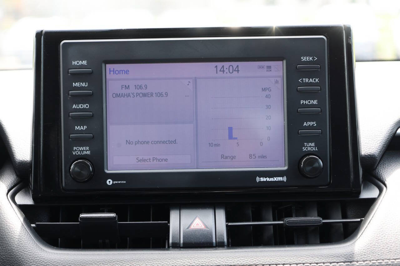 Used 2020 Toyota RAV4 LE AWD/4WD image 20