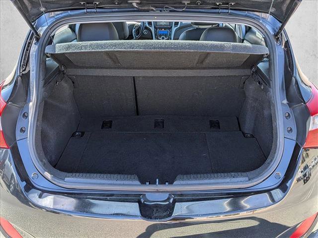 Used 2017 Hyundai Elantra GT w/ Tech Package 03 FWD image 6