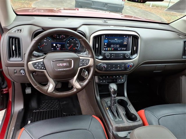 Used 2022 GMC Canyon Denali image 8