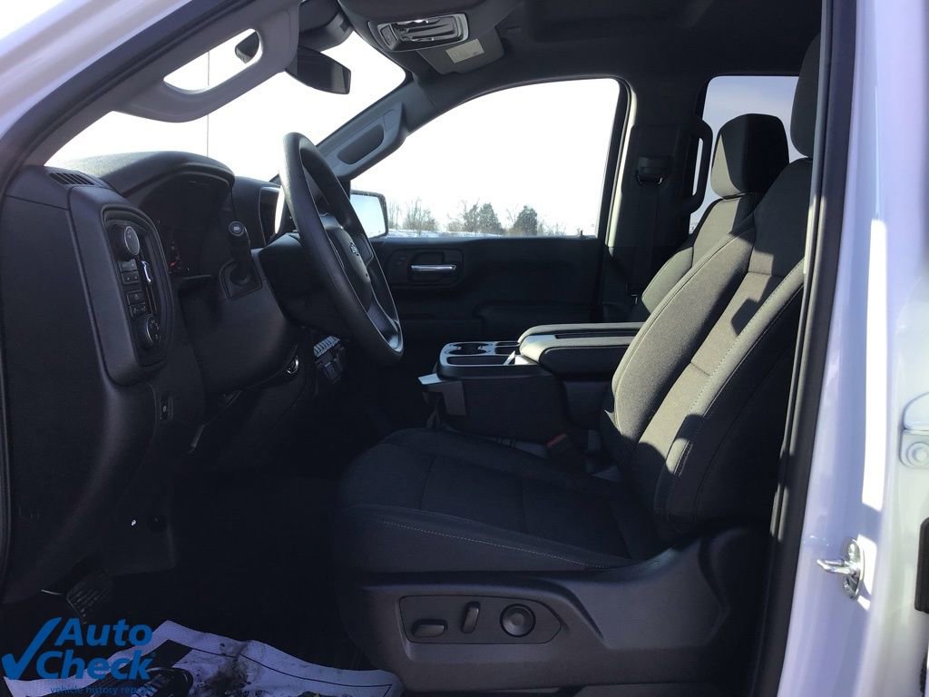 Used 2026 Chevrolet Silverado 1500 Custom Trail Boss w/ Turbomax Blackout Package image 27