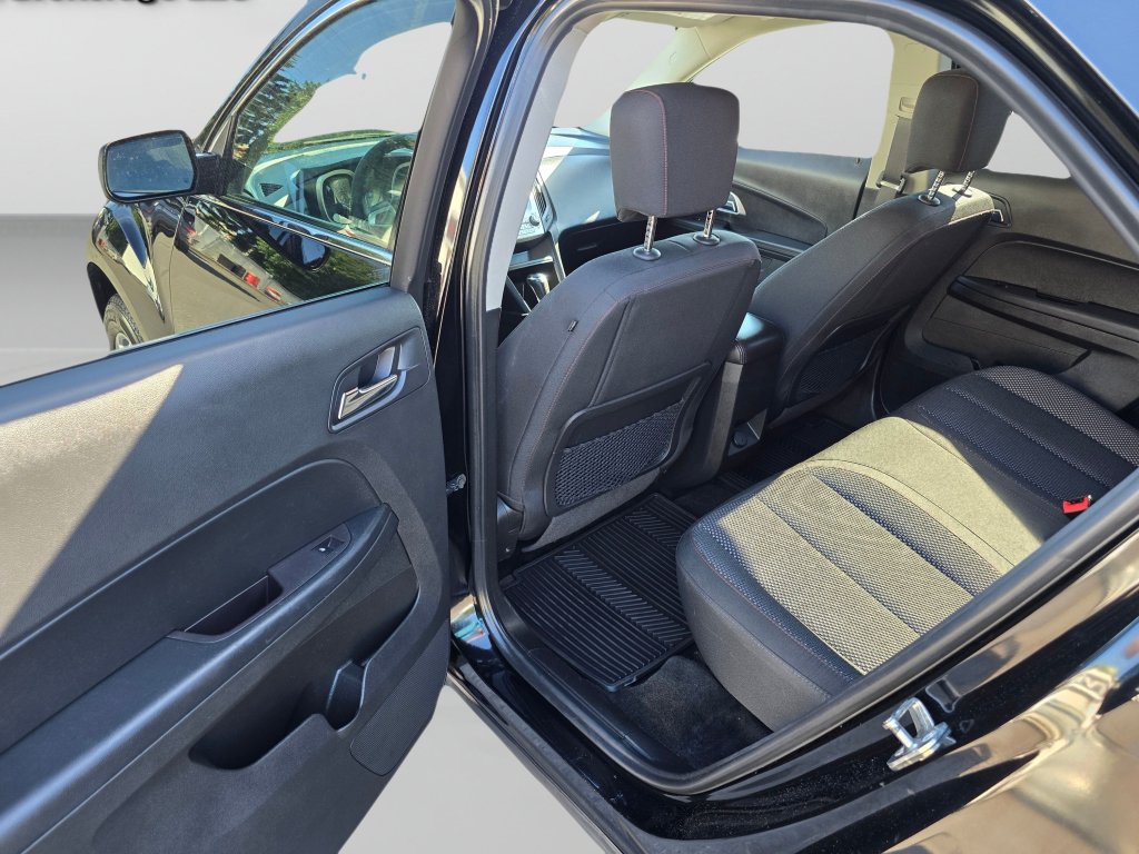 Used 2017 Chevrolet Equinox LT w/ Convenience Package AWD/4WD image 44