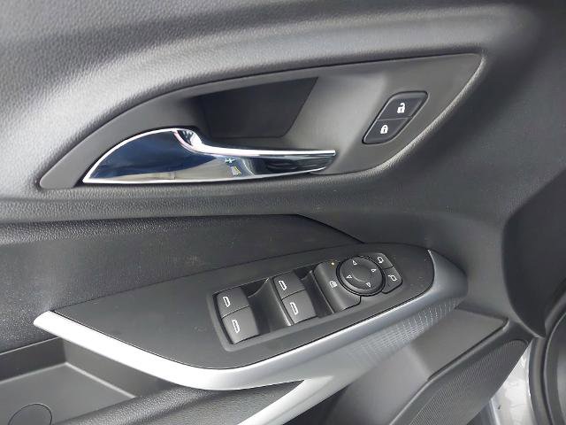 New 2026 Chevrolet Trax RS w/ Driver Confidence Package image 26