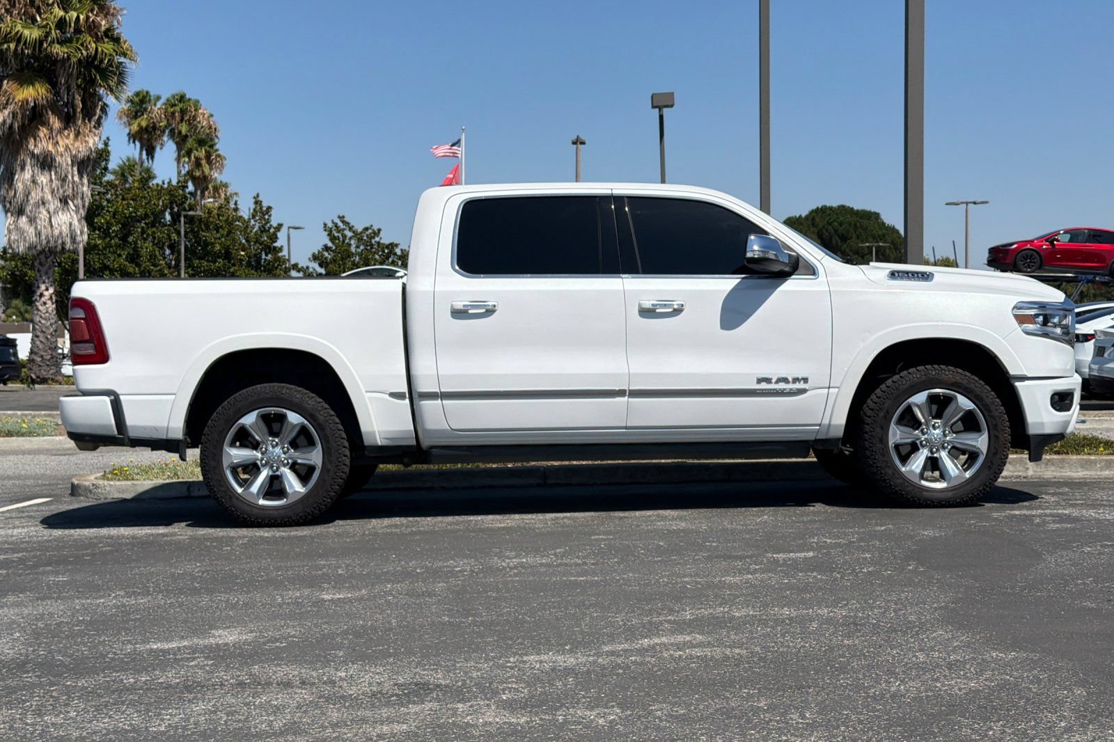 Used 2020 RAM 1500 Limited w/ Advanced Safety Group AWD/4WD image 3