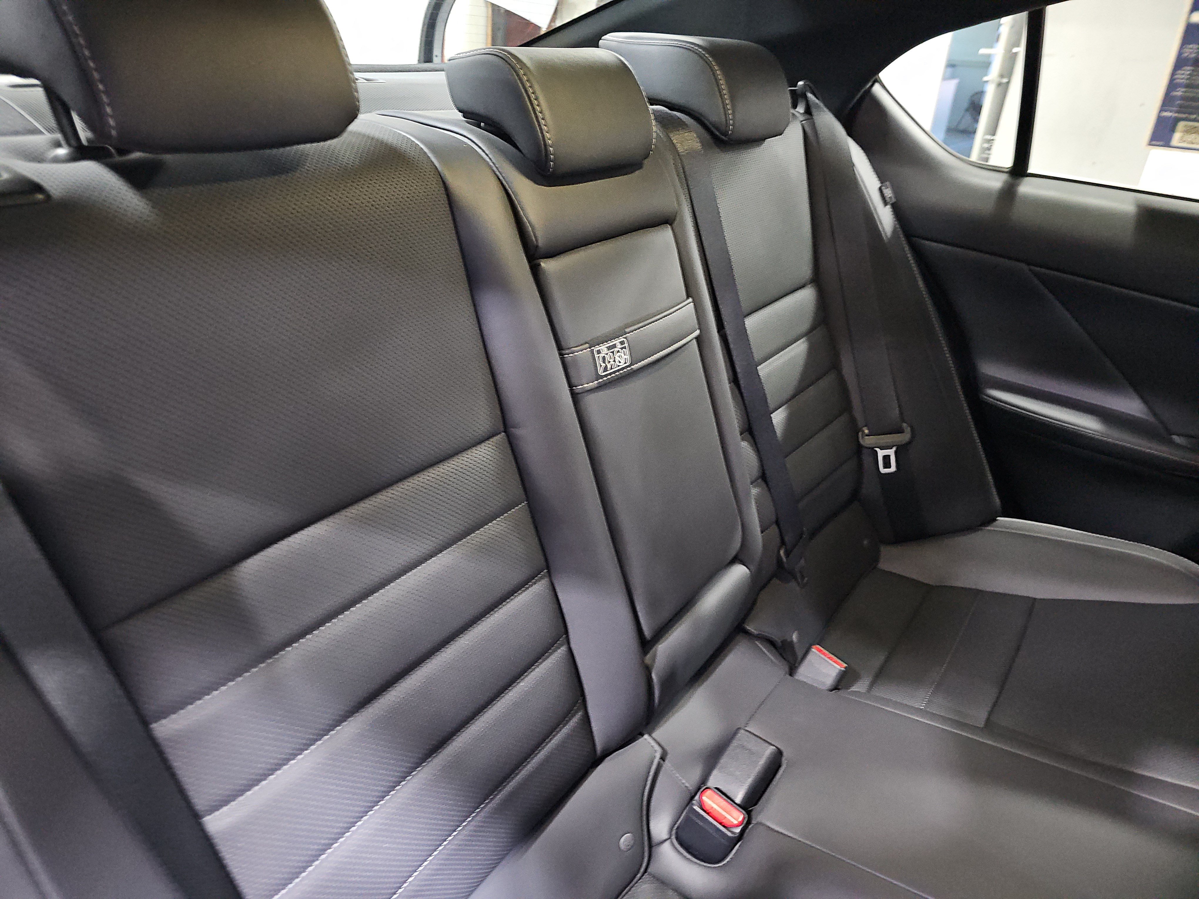 Used 2023 Lexus IS 350 F Sport RWD image 12