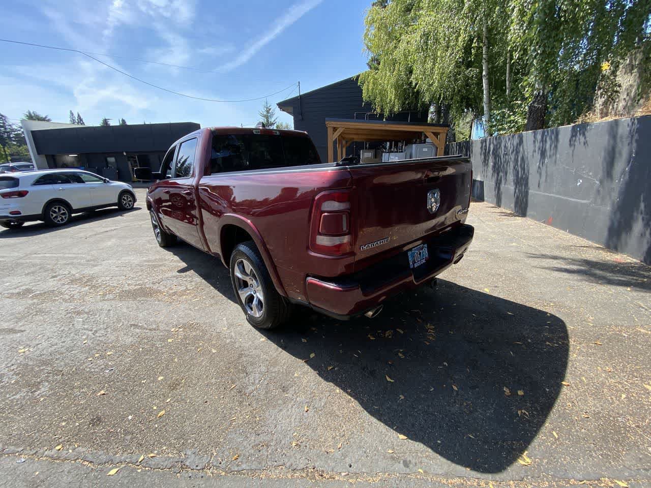Used 2019 RAM 1500 Laramie w/ Sport Appearance Package AWD/4WD image 4