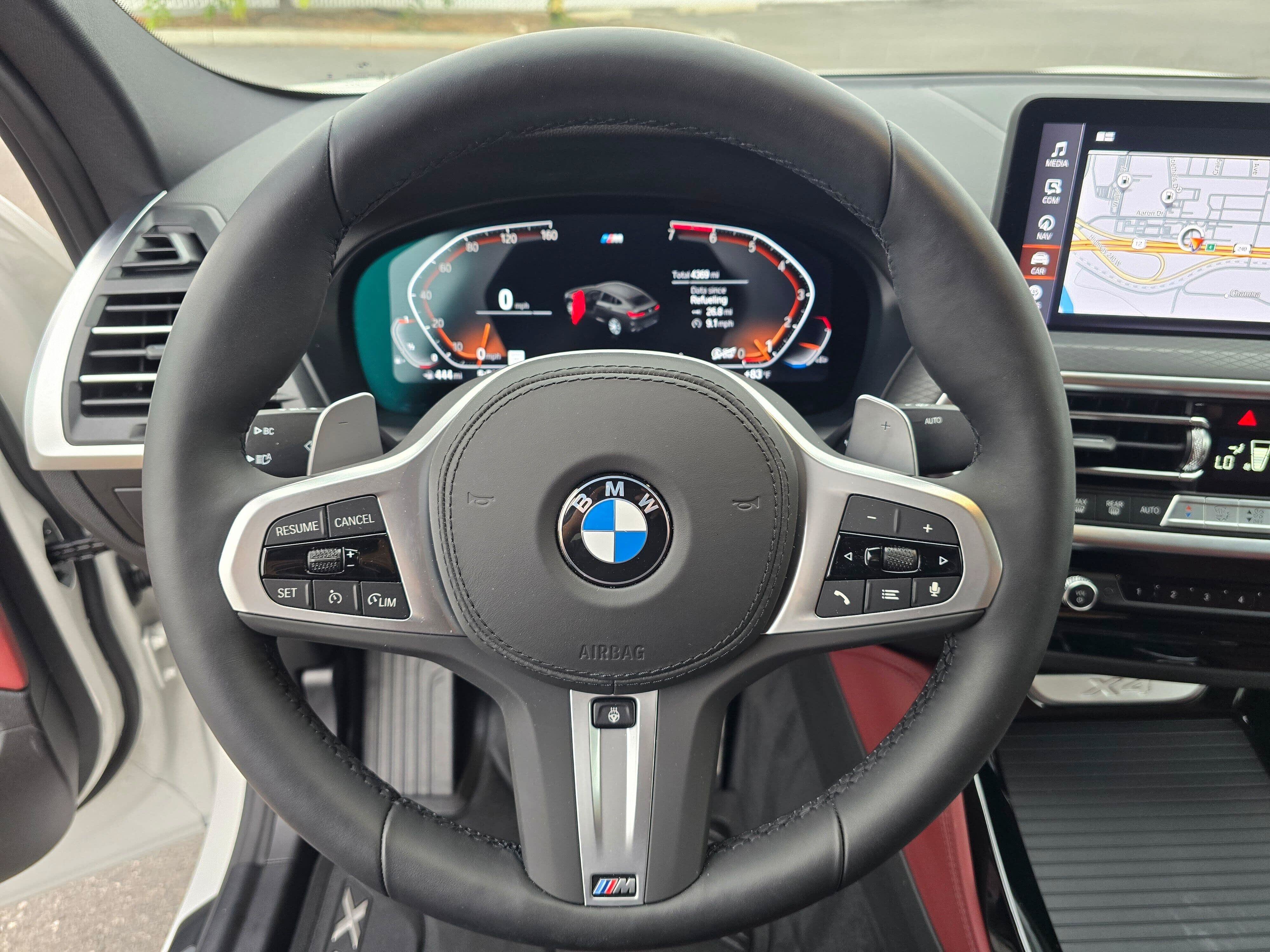 Used 2025 BMW X4 xDrive30i w/ Premium Package AWD/4WD image 16