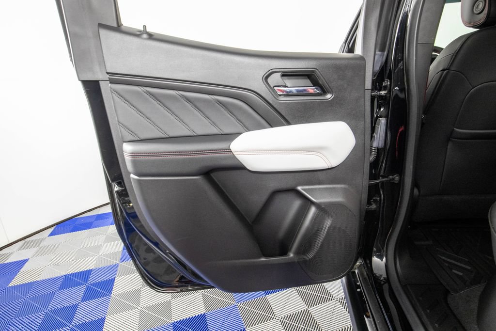 Used 2024 GMC Canyon AT4X w/ AT4X AEV Edition AWD/4WD image 15