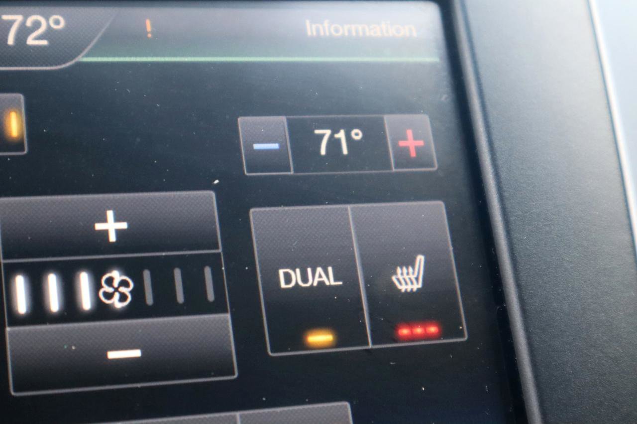 Used 2016 Ford Fusion SE w/ Equipment Group 202A image 73