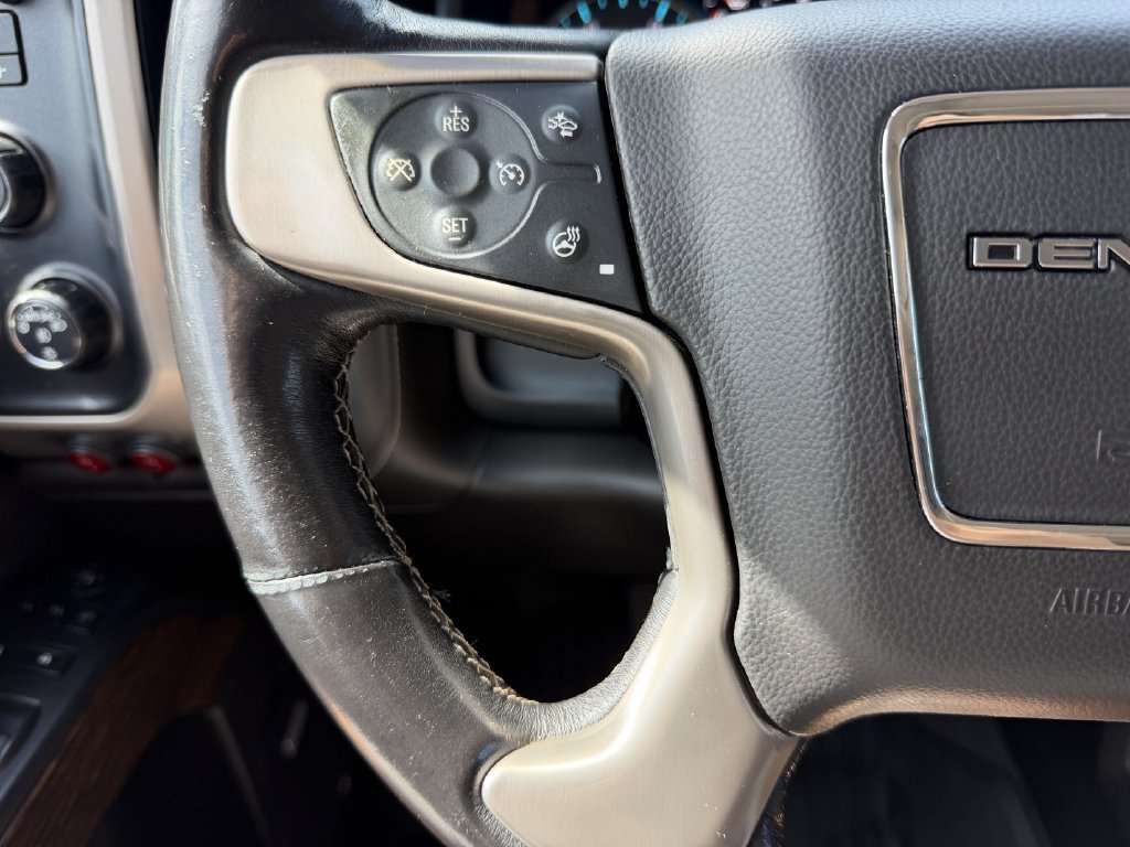 Used 2019 GMC Sierra 2500 Denali w/ Duramax Plus Package AWD/4WD image 16