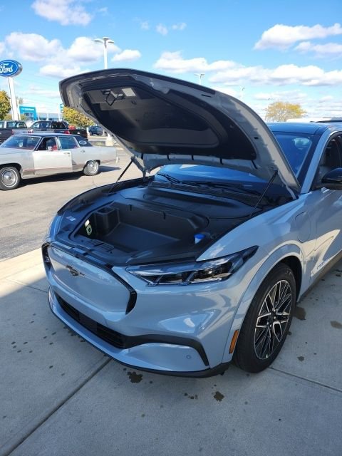 New 2025 Ford Mustang Mach-E Premium image 14