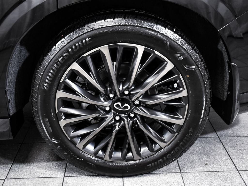 Used 2026 INFINITI QX80 Autograph w/ Premium Cargo Package AWD/4WD image 8