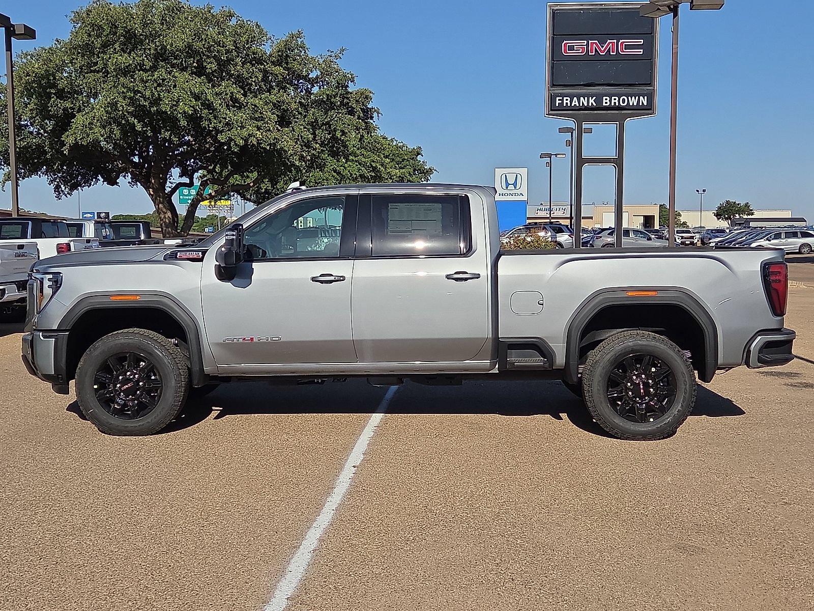 New 2026 GMC Sierra 2500 AT4 w/ AT4 Premium Plus Package AWD/4WD image 2