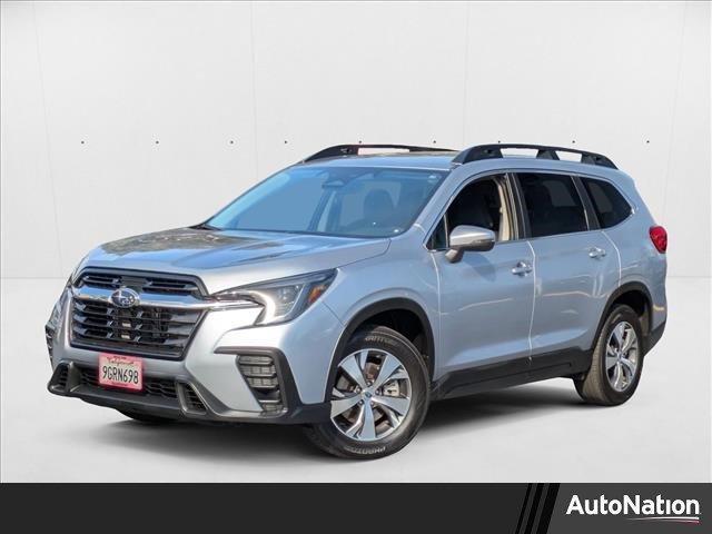 Used 2023 Subaru Ascent Premium w/ Convenience Package image 1