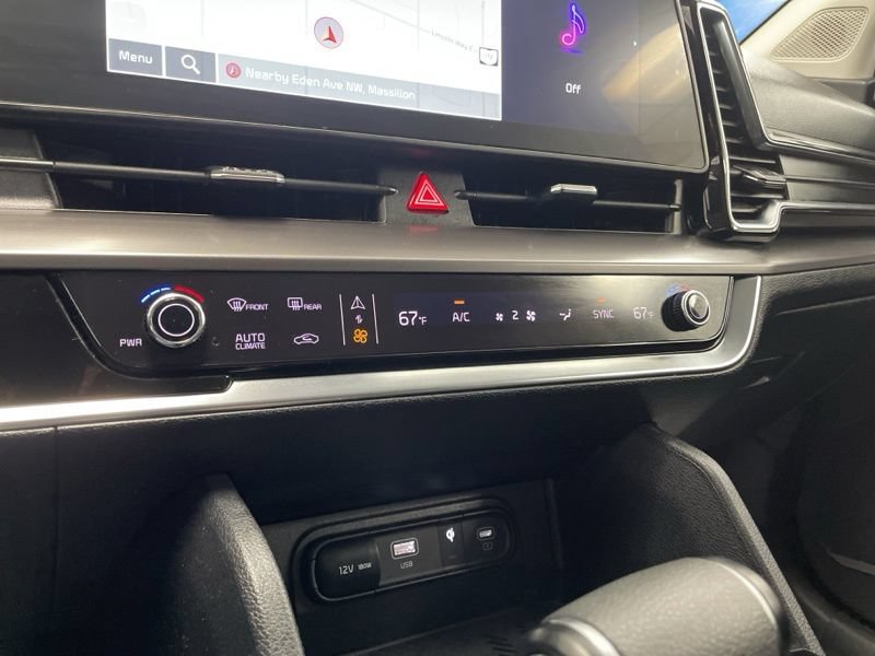 Used 2024 Kia Sportage EX FWD image 28