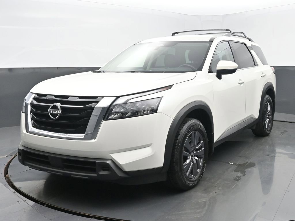 Used 2023 Nissan Pathfinder SV