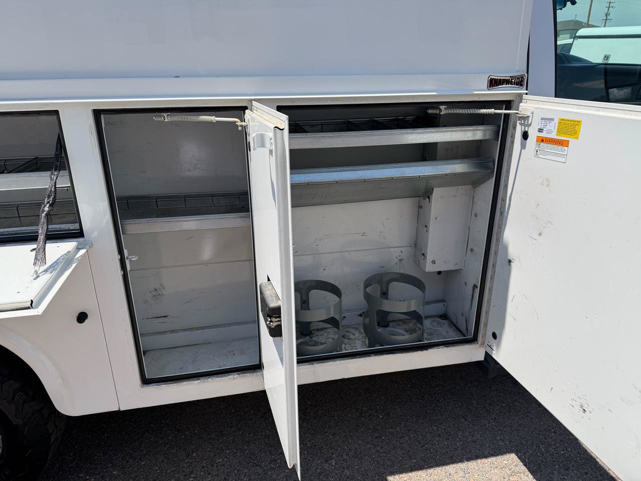 Used 2017 Ford E-350 and Econoline 350 Super Duty RWD image 14