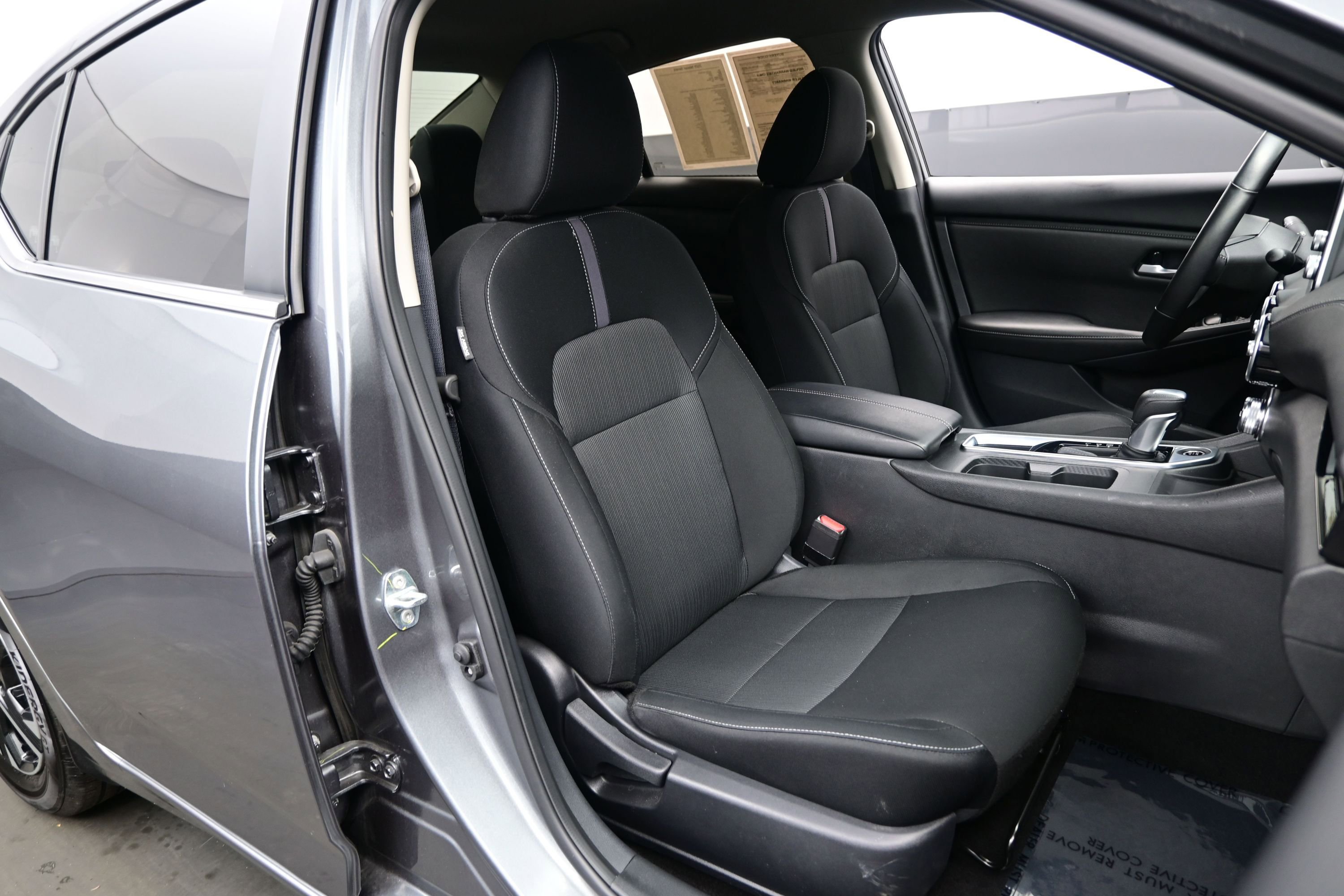 Used 2025 Nissan Sentra SV w/ All-Weather Package FWD image 13