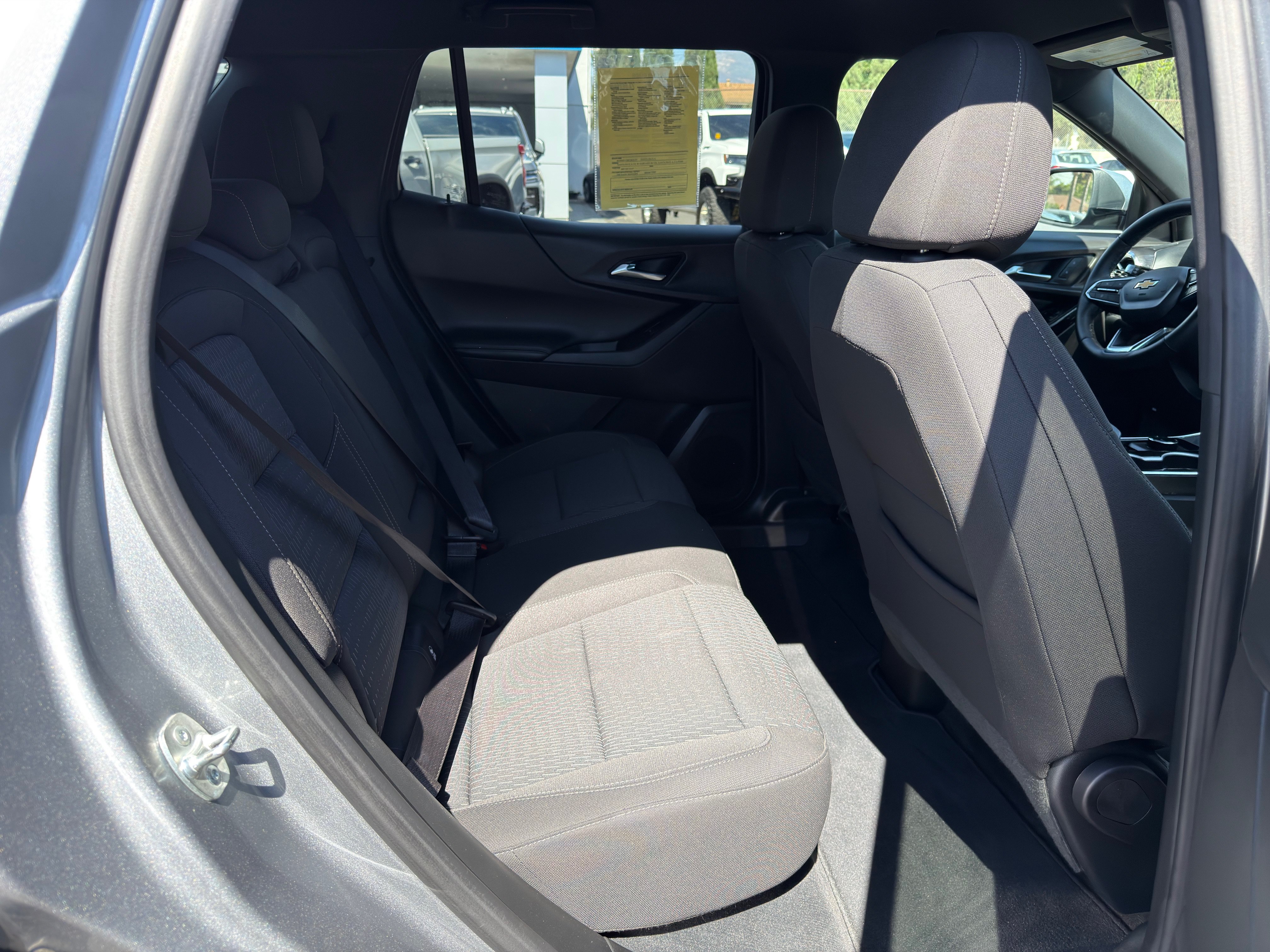 Used 2026 Chevrolet Equinox LT FWD image 12