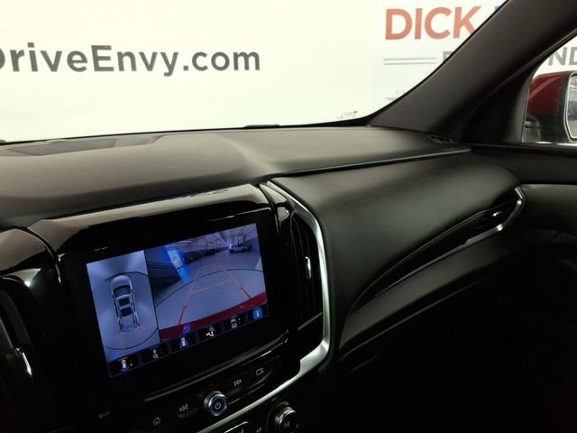 Used 2023 Chevrolet Traverse LT image 28