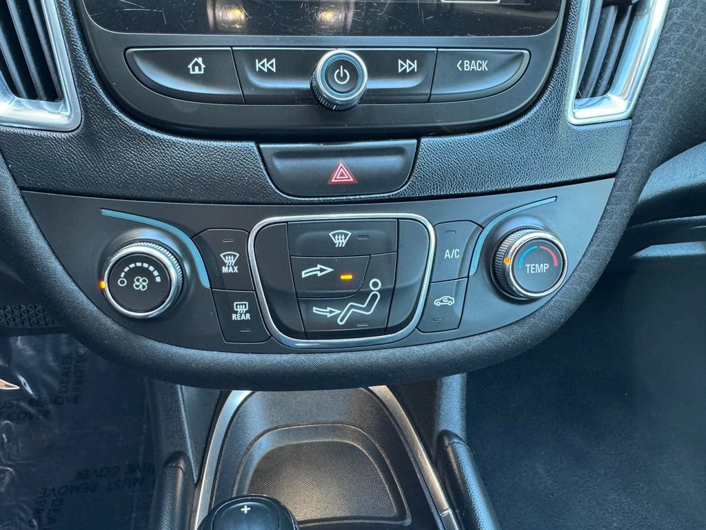 Used 2016 Chevrolet Malibu LT FWD image 26