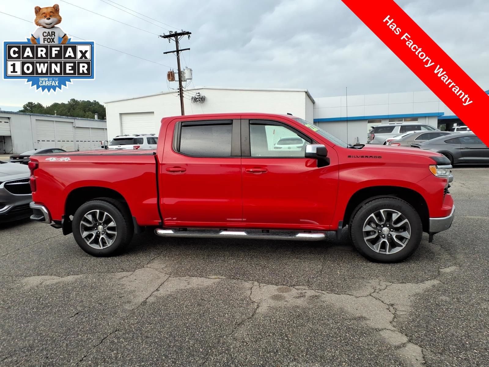 Used 2022 Chevrolet Silverado 1500 LT w/ Convenience Package II AWD/4WD image 6