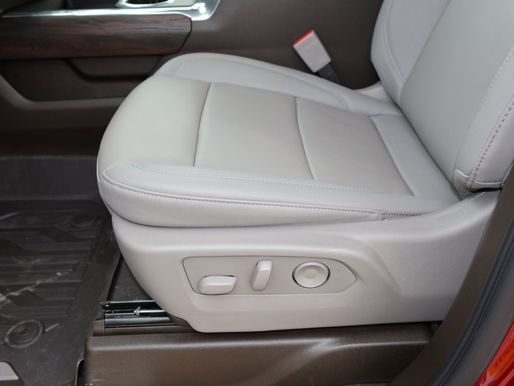 New 2026 GMC Sierra 2500 SLT image 8