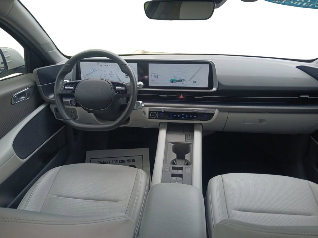 Used 2025 Hyundai Ioniq 6 SEL image 18