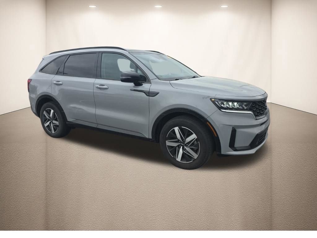 Used 2023 Kia Sorento EX w/ Panoramic Sunroof Package image 2