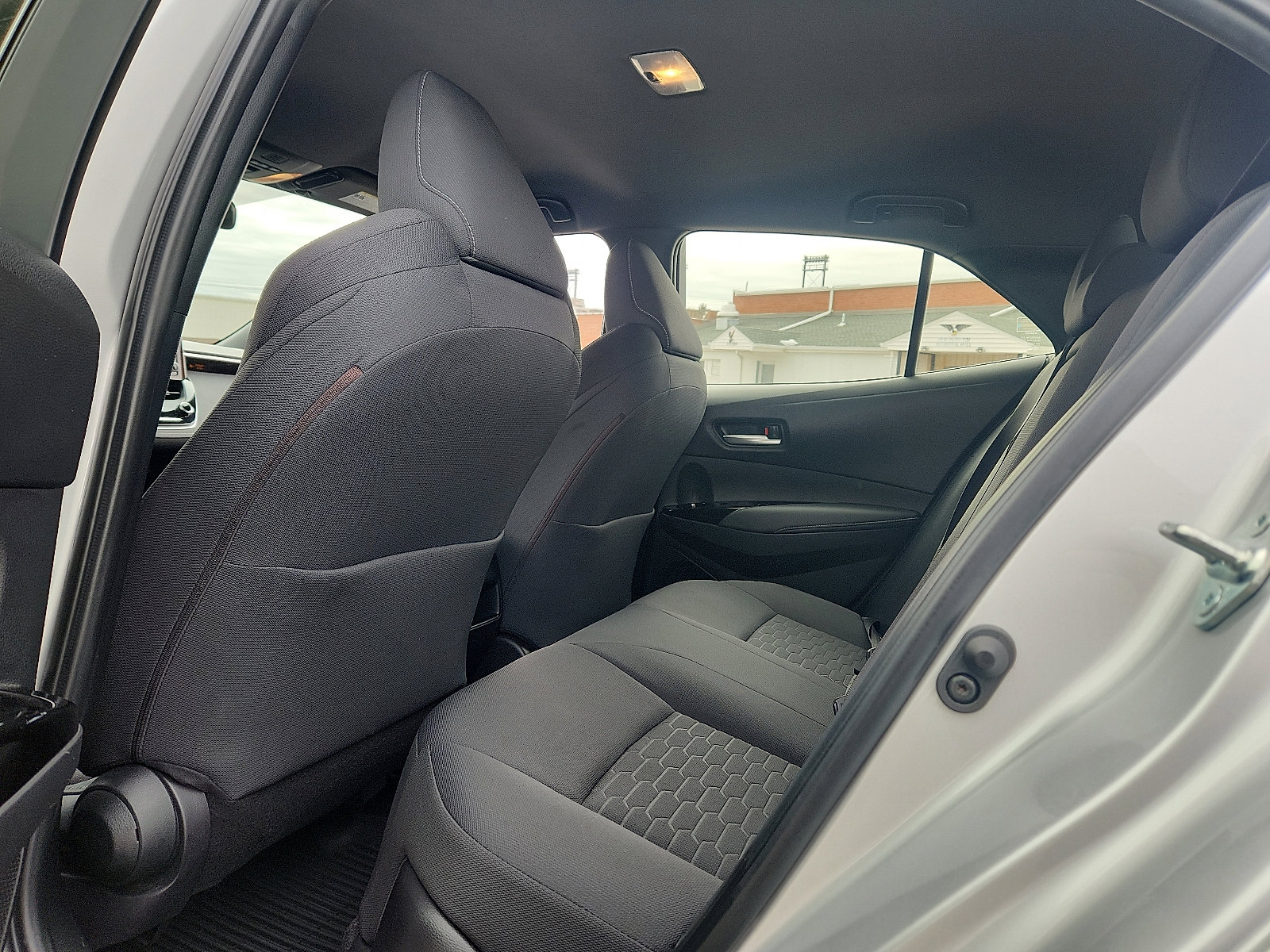 Used 2021 Toyota Corolla SE image 10