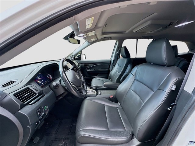 Used 2022 Honda Pilot Touring image 18