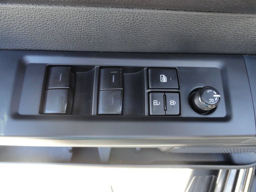 Used 2022 Toyota Tundra SR w/ SR Tow Package AWD/4WD image 26