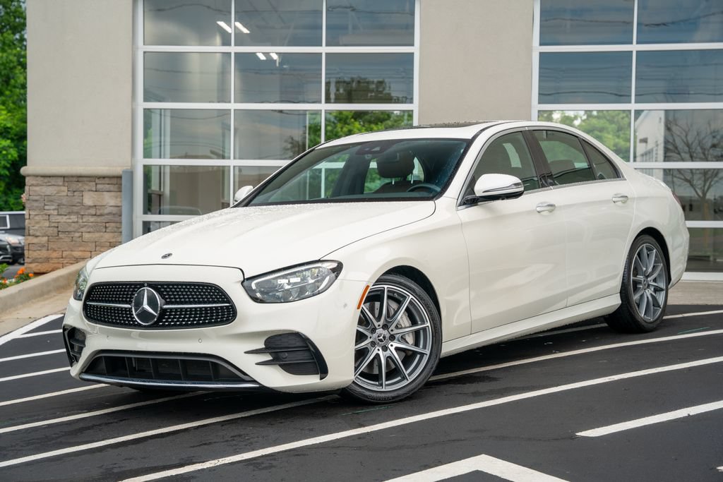 Used 2021 Mercedes-Benz E 350 Sedan image 2