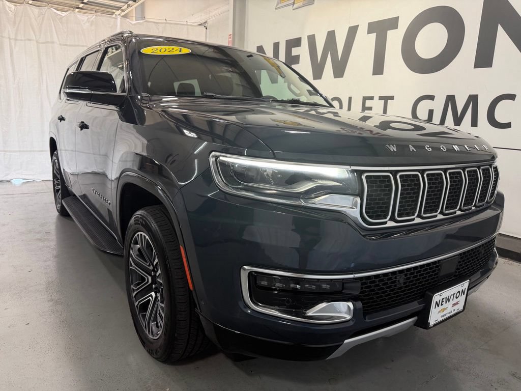 Used 2024 Jeep Wagoneer Series II AWD/4WD image 38